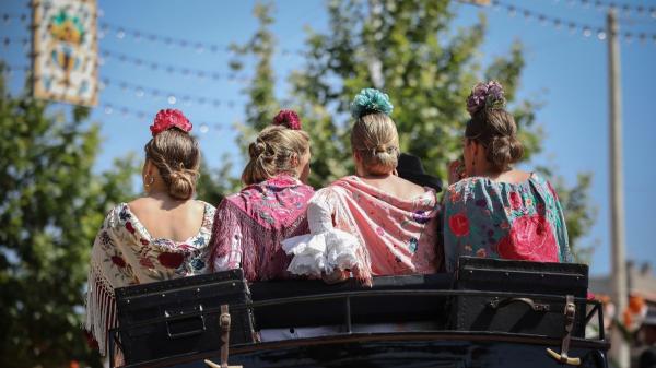 Agua, veterinarios y enfriamiento del asfalto: el plan de Sevilla para proteger a los caballos en la Feria de Abril 2026 - El dispositivo estará activo durante todos los días de la Feria